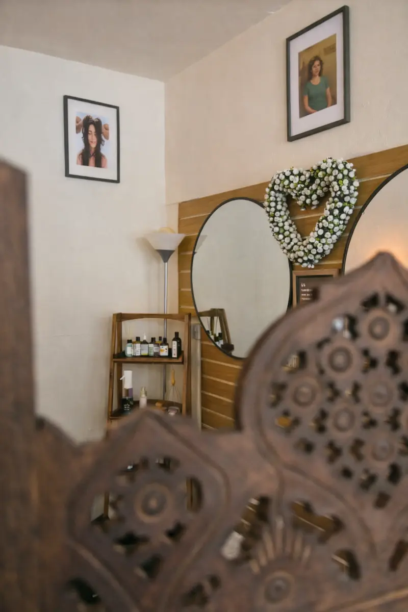 Calm treatment area at ScalpEase